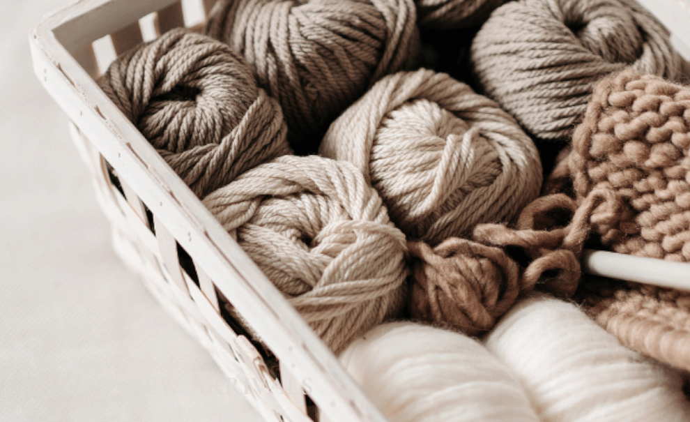 image of balls of yarn